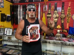 Hogan's Beach Shop Hollywood Hulk Hogan - WWE Ultimate Edition 7 Signed "NWO GEAR"
