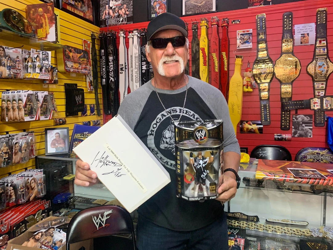 Hogan's Beach Shop AUTOGRAPHED TOYS & FIGURES "Perfect Condition" Classic Superstars Nwo Hulk Hogan Figure Signed
